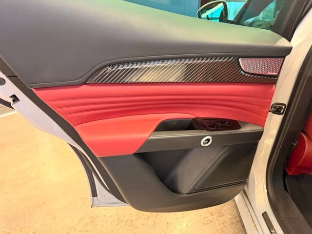 Used 2023 Maserati Grecale Modena image 14