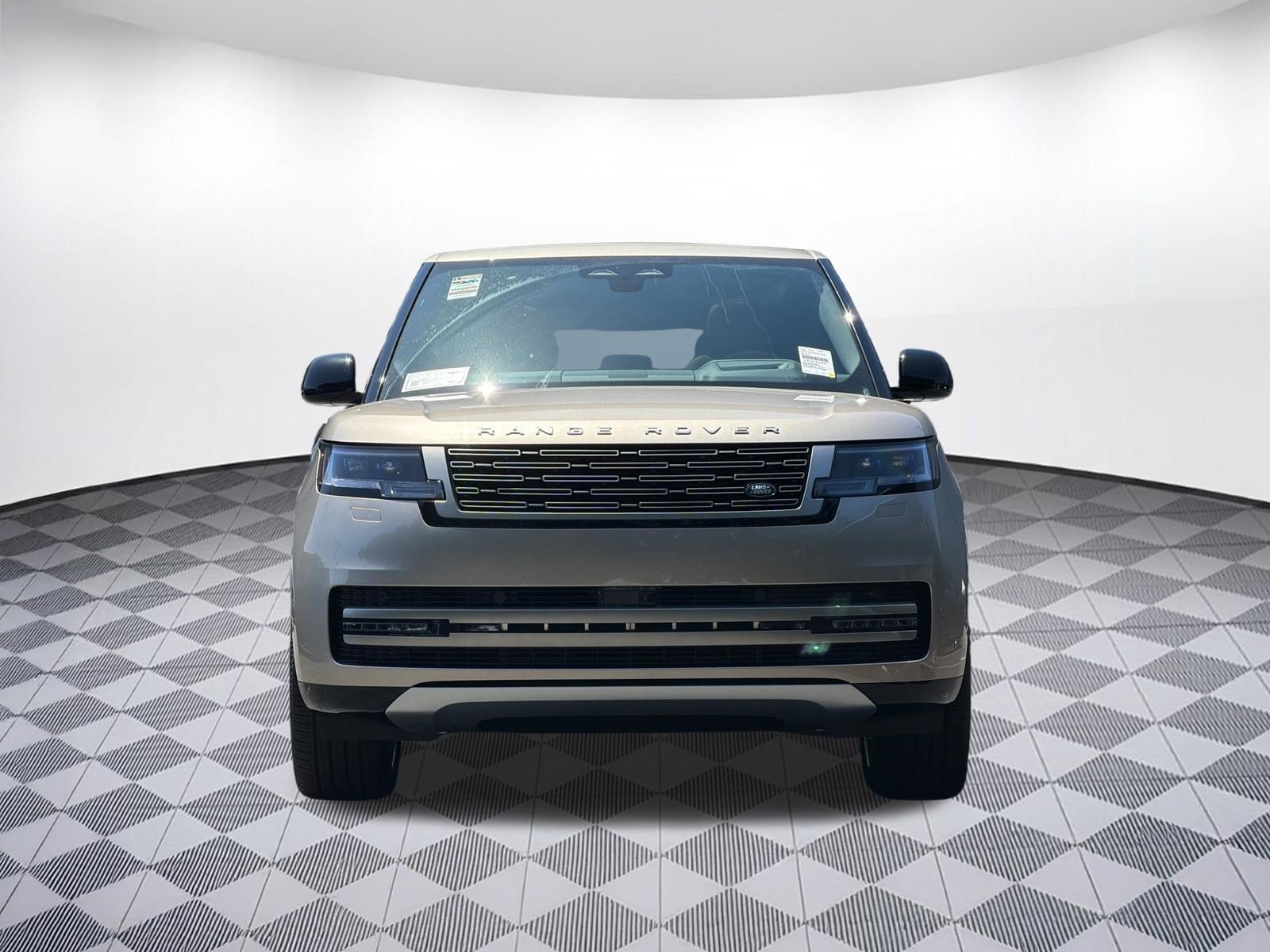 New 2026 Land Rover Range Rover Long Wheelbase SE AWD/4WD image 5