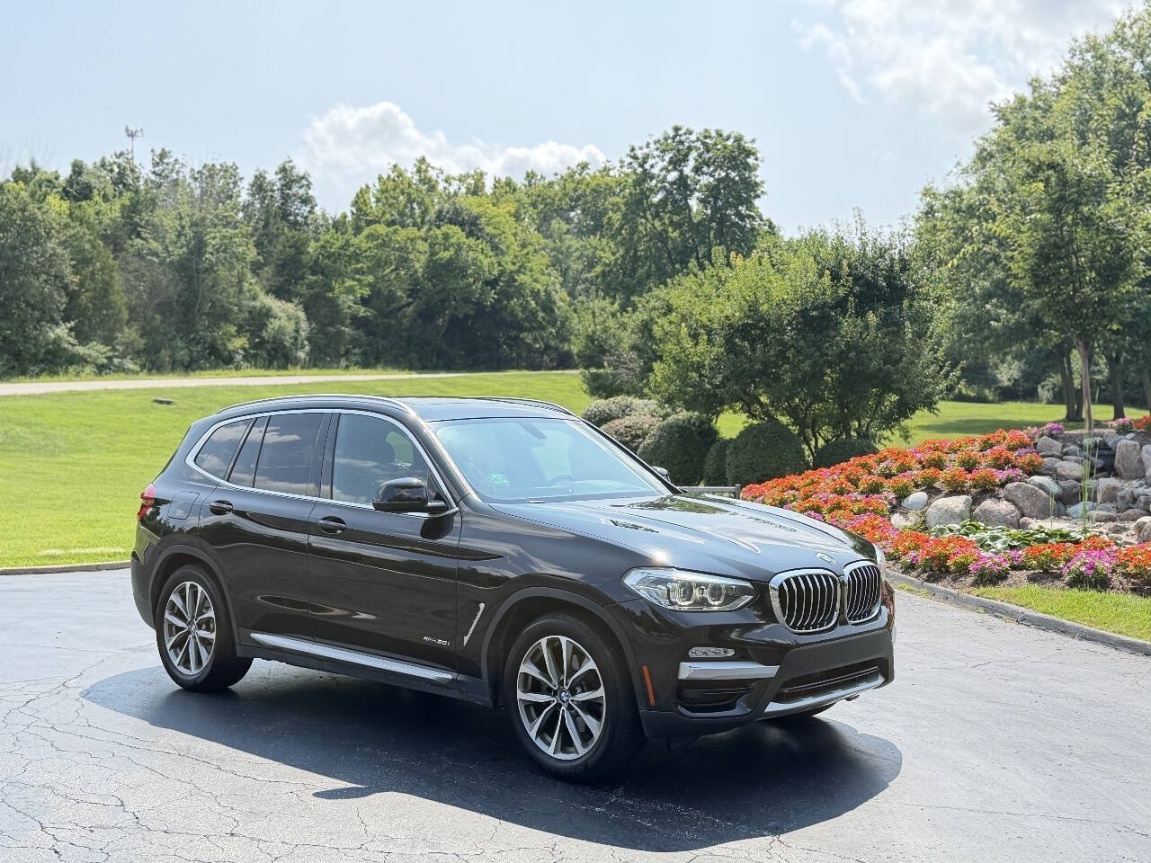 Used 2018 BMW X3 xDrive30i AWD/4WD image 1