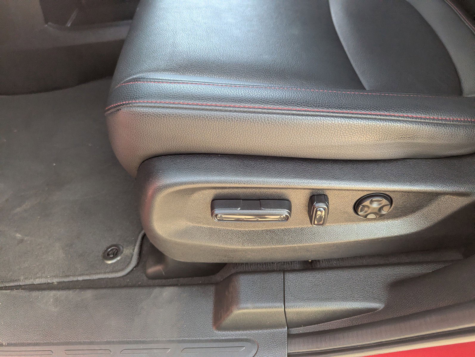 Used 2025 Honda Odyssey Sport-L image 28