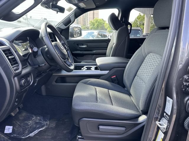 New 2026 RAM 1500 Express AWD/4WD image 10