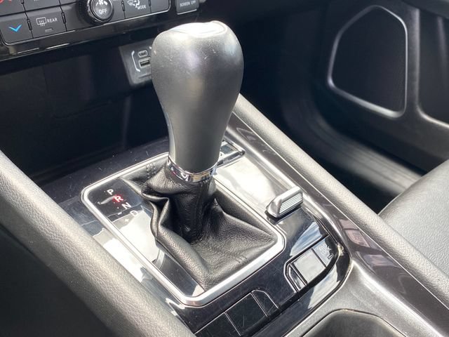 Used 2024 Jeep Compass Latitude AWD/4WD image 13