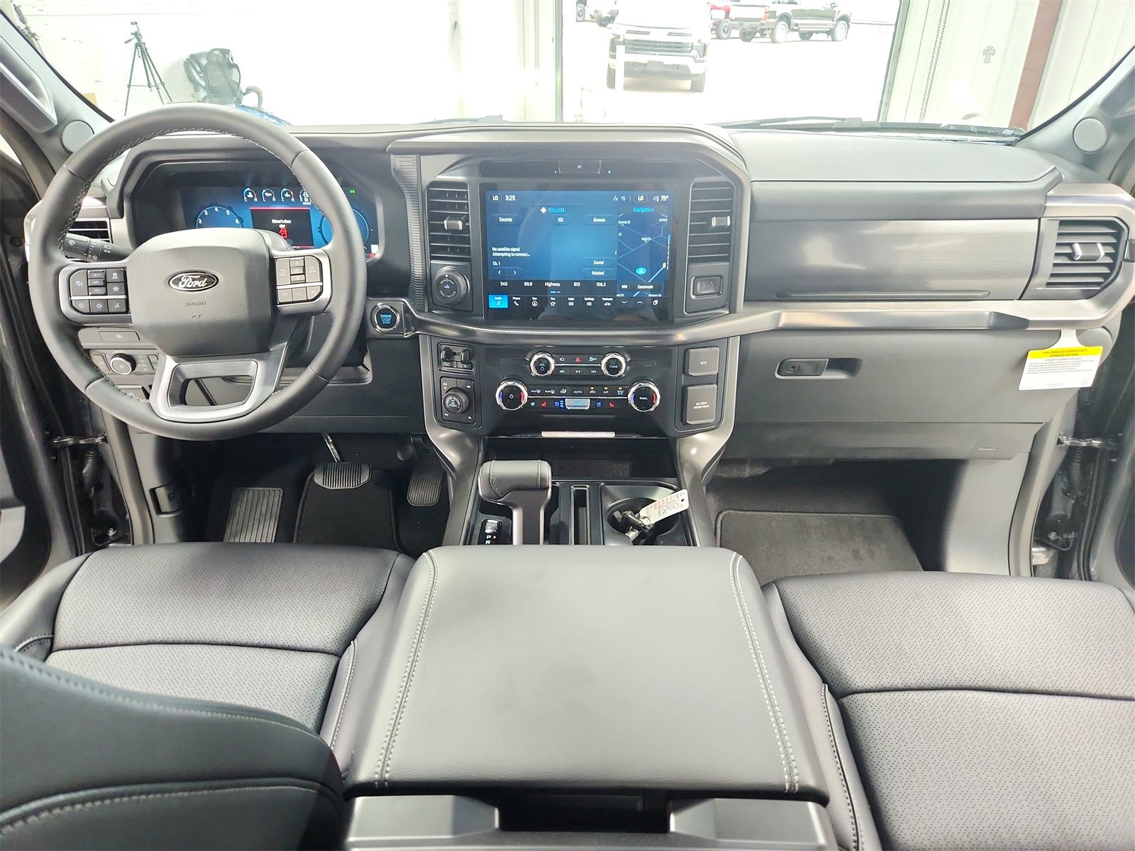 New 2025 Ford F150 Lariat w/ Equipment Group 502A High image 24