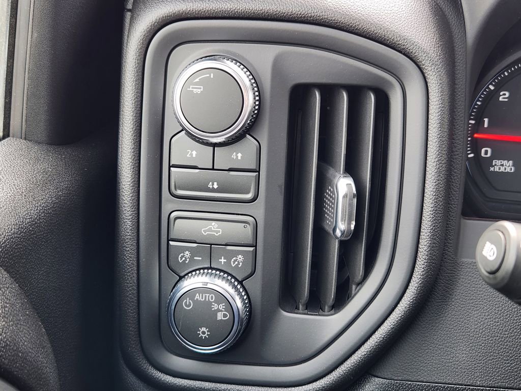 New 2026 GMC Sierra 2500 Pro image 25