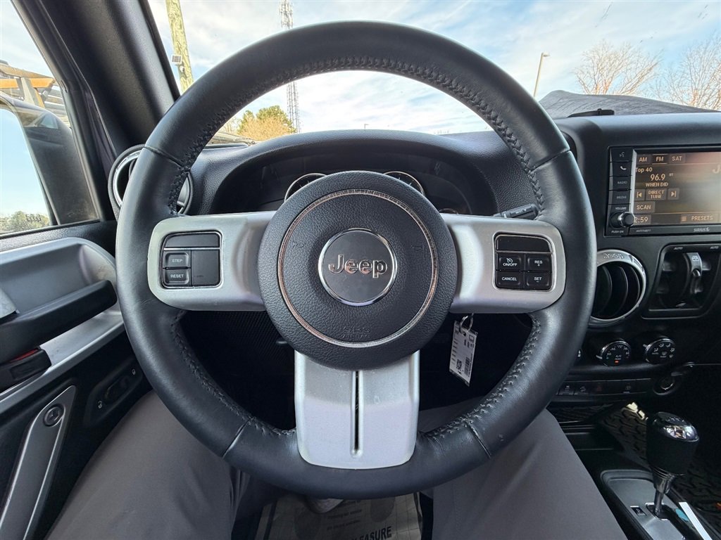 Used 2016 Jeep Wrangler Unlimited Sahara image 19