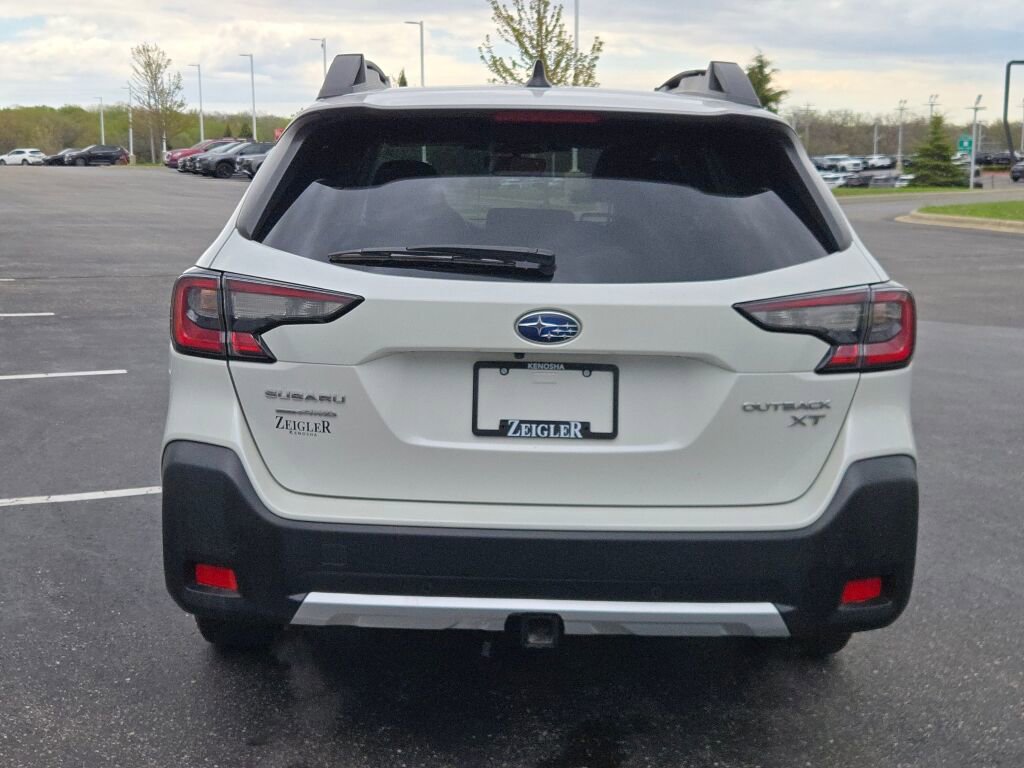 Used 2023 Subaru Outback Limited XT AWD/4WD image 12