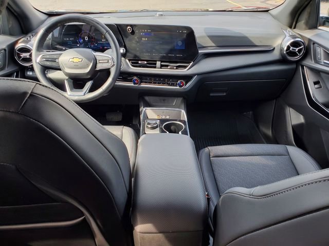 Used 2026 Chevrolet Equinox LT w/ Convenience Package II image 7