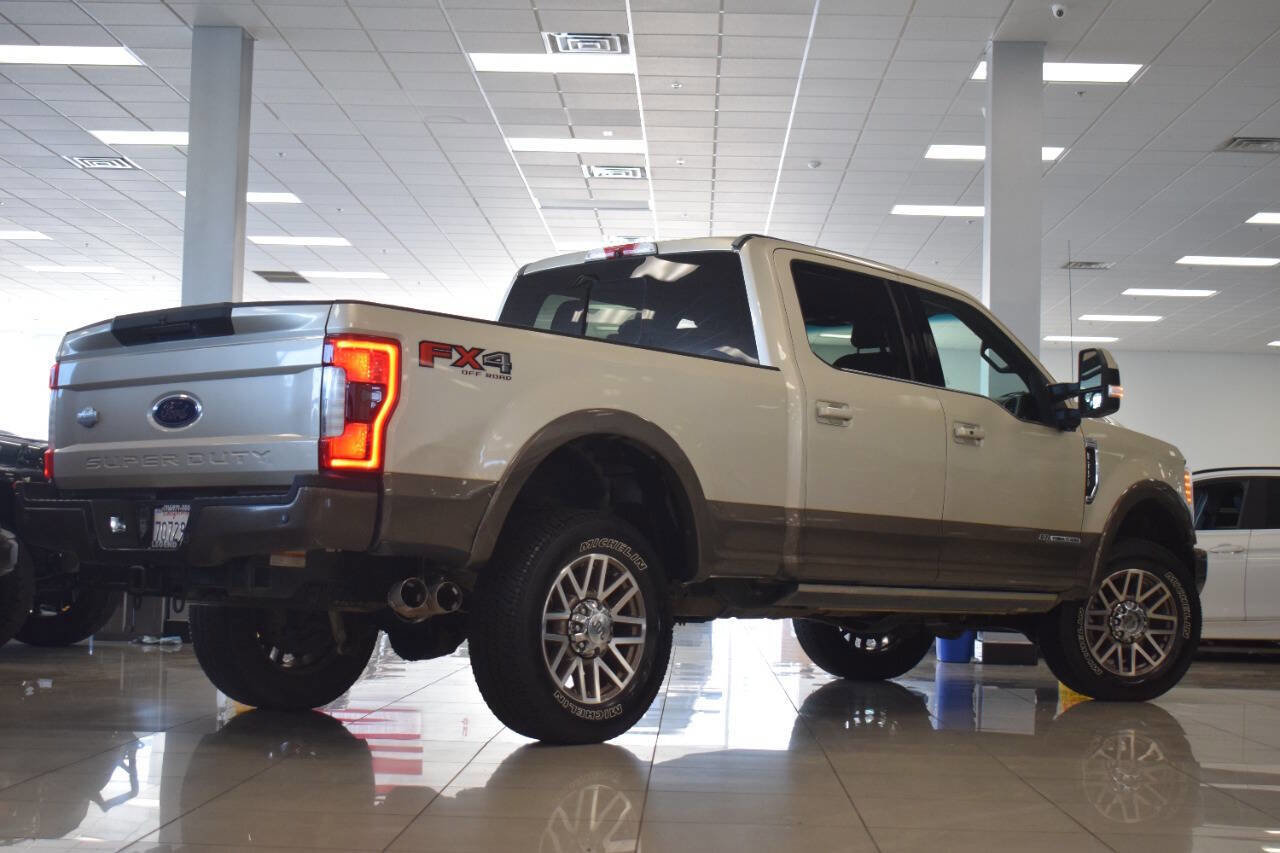 Used 2017 Ford F250 King Ranch w/ King Ranch Ultimate Package image 28