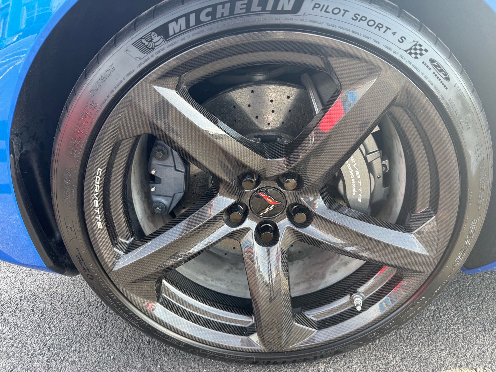 Used 2025 Chevrolet Corvette E-Ray w/ ZER Performance Package image 19