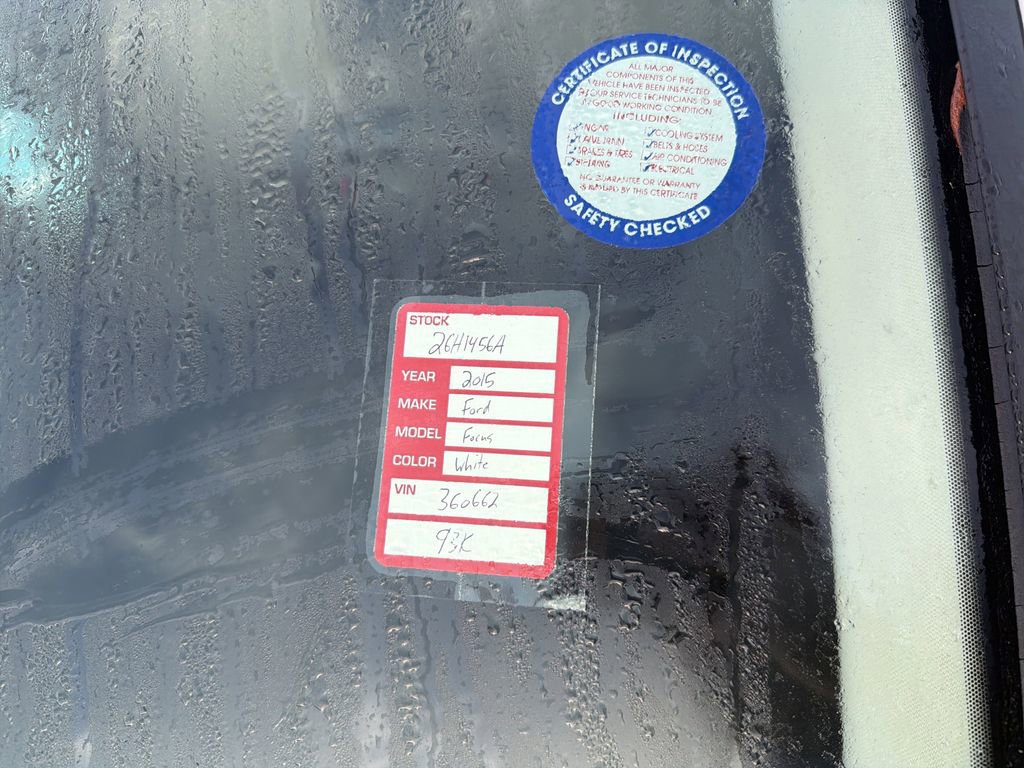 Used 2015 Ford Focus SE image 10