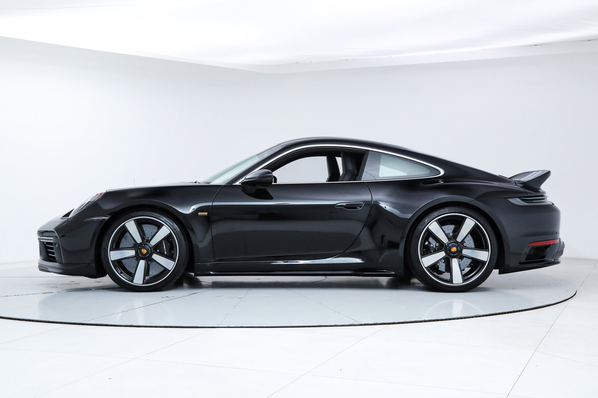 Used 2023 Porsche 911 Sport Classic image 2