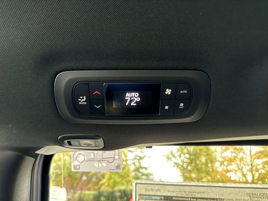 New 2026 Chrysler Pacifica Limited w/ Uconnect Theater Family Group image 35