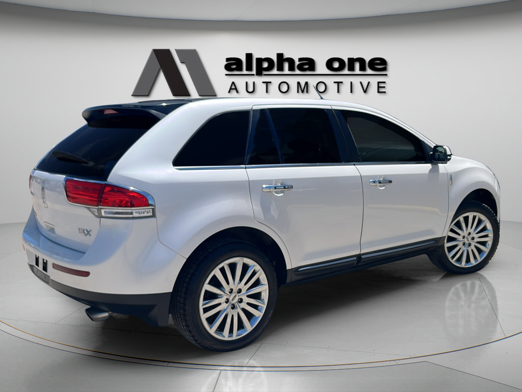 Used 2014 Lincoln MKX FWD w/ Equipment Group 102A image 6