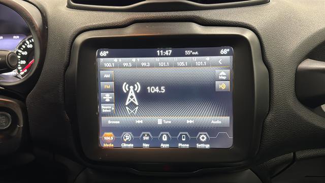 Used 2023 Jeep Renegade Altitude image 25