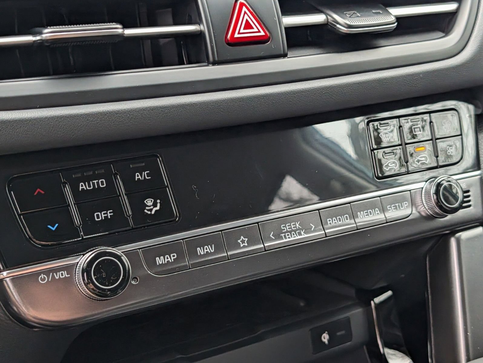 New 2026 Kia Seltos EX FWD image 5