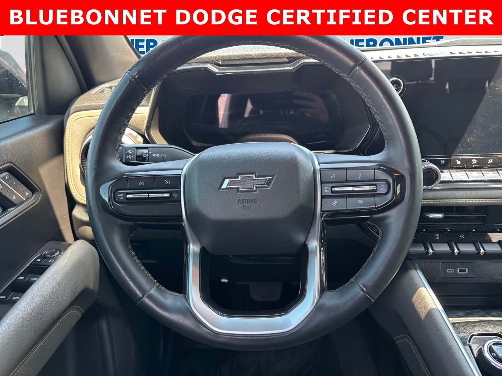 Used 2025 Chevrolet Colorado ZR2 w/ ZR2 Bison Edition AWD/4WD image 13