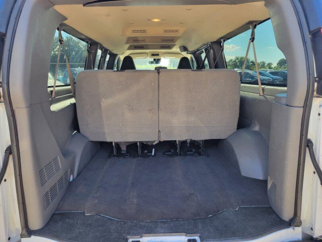 Used 2021 Chevrolet Express 3500 LT w/ LT Preferred Equipment Group RWD image 8
