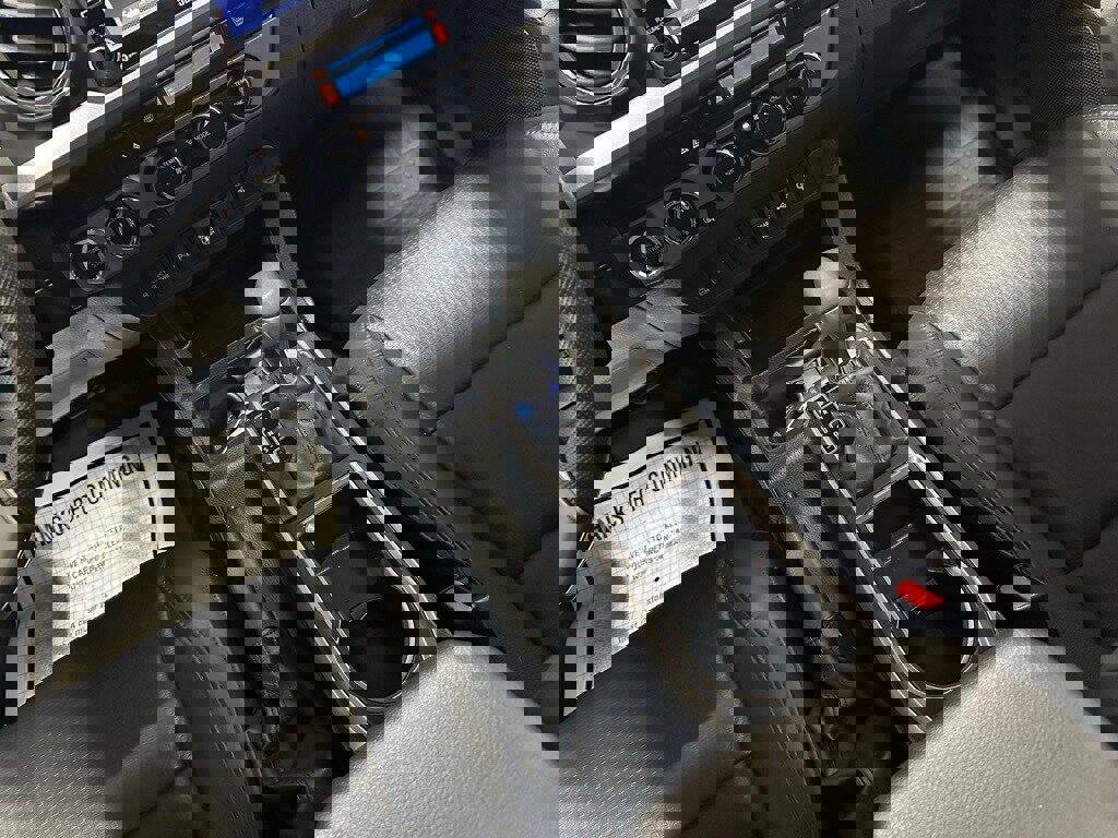 Used 2023 Toyota Tacoma Limited image 36