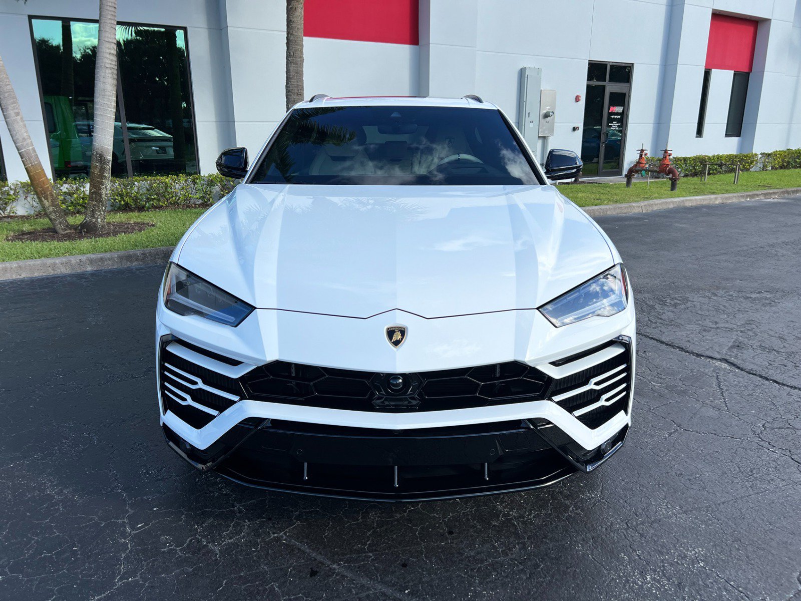 Used 2021 Lamborghini Urus AWD/4WD image 7