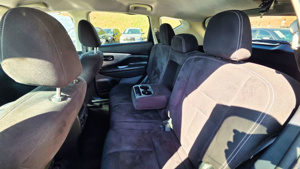 Used 2016 Nissan Murano S image 26