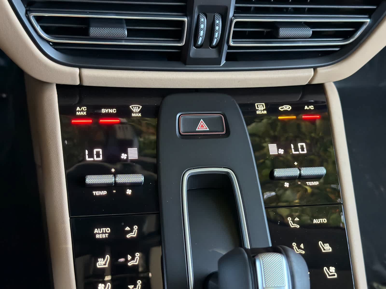 New 2026 Porsche Macan AWD/4WD image 24