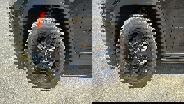 Certified 2024 Jeep Grand Cherokee Limited w/ Black Appearance Package AWD/4WD image 11