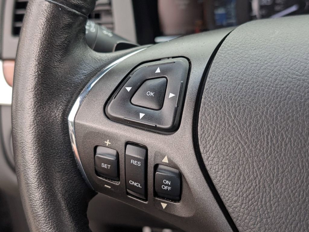 Used 2015 Lincoln MKS AWD w/ Equipment Group 201A image 24