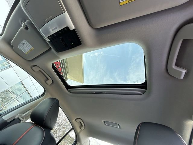 Used 2024 Nissan Sentra SR w/ SR Premium Package image 24