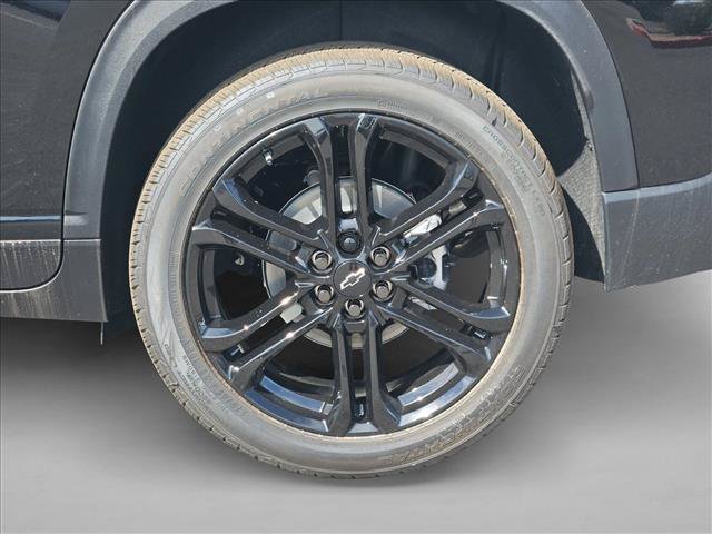 New 2027 Chevrolet Traverse LT FWD image 10
