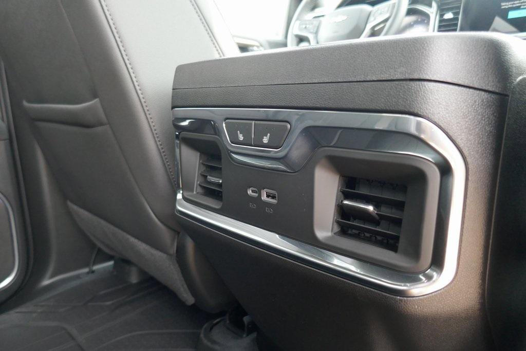 New 2025 Chevrolet Silverado 1500 High Country image 13
