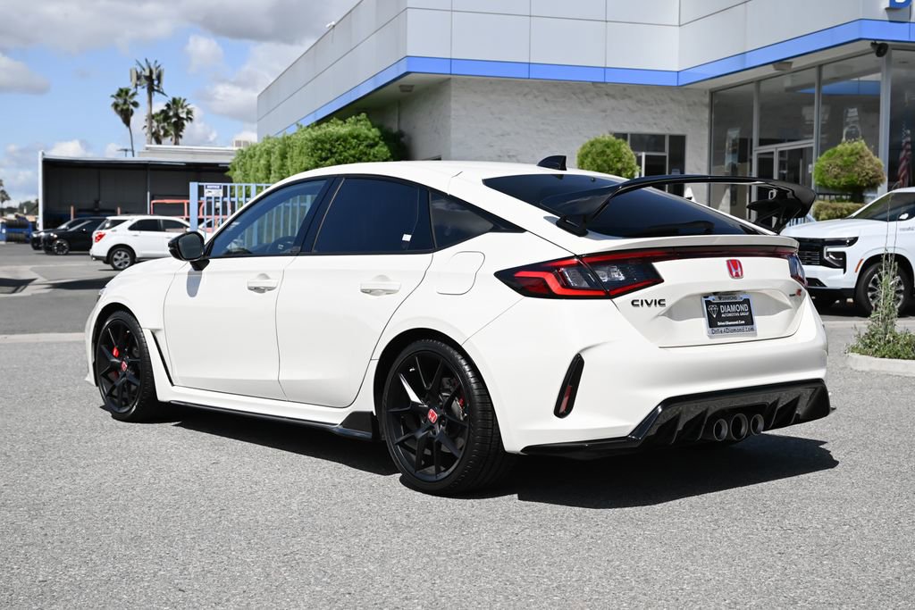 Used 2024 Honda Civic Type R image 6