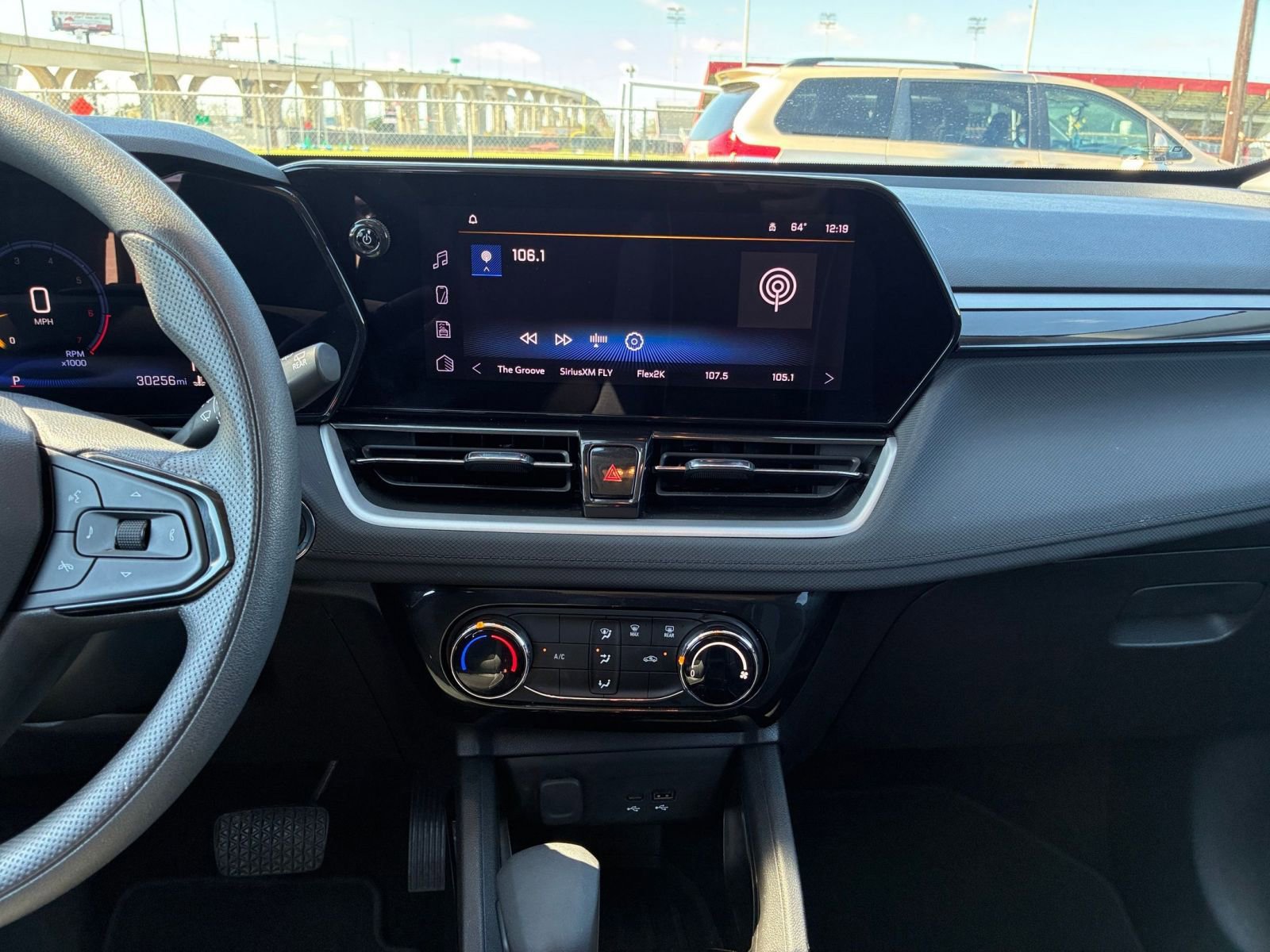 Used 2025 Chevrolet TrailBlazer LT image 14