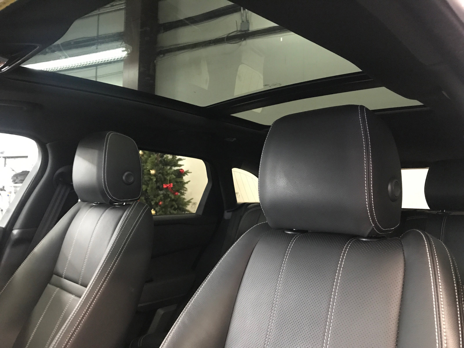 Used 2023 Land Rover Range Rover Velar S image 23