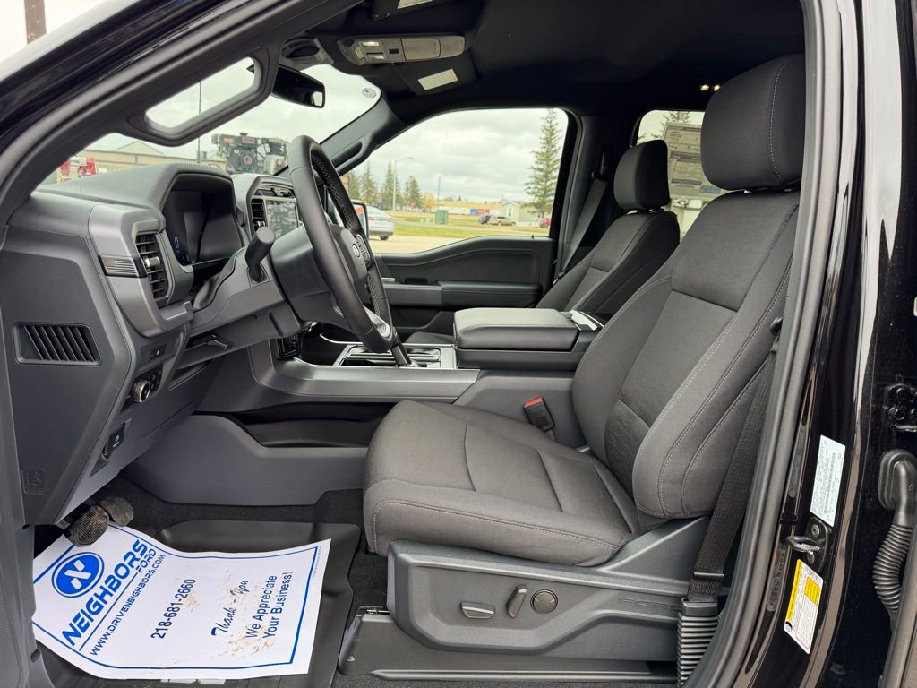 New 2025 Ford F150 XLT w/ Equipment Group 302A MID AWD/4WD image 9
