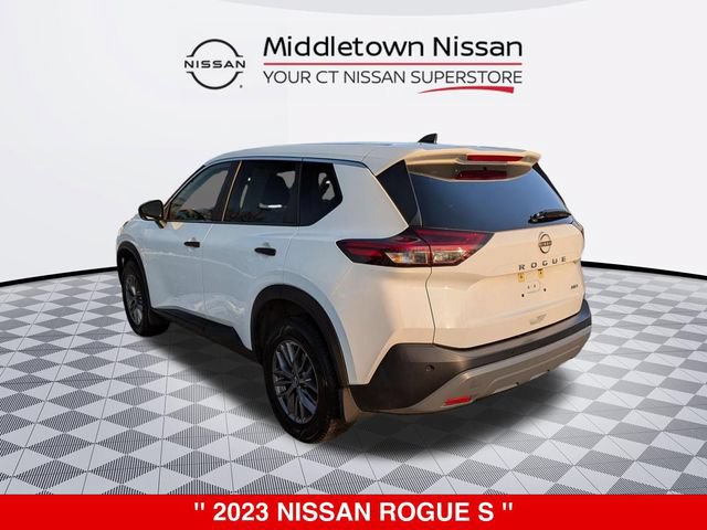 Used 2023 Nissan Rogue S AWD/4WD image 5