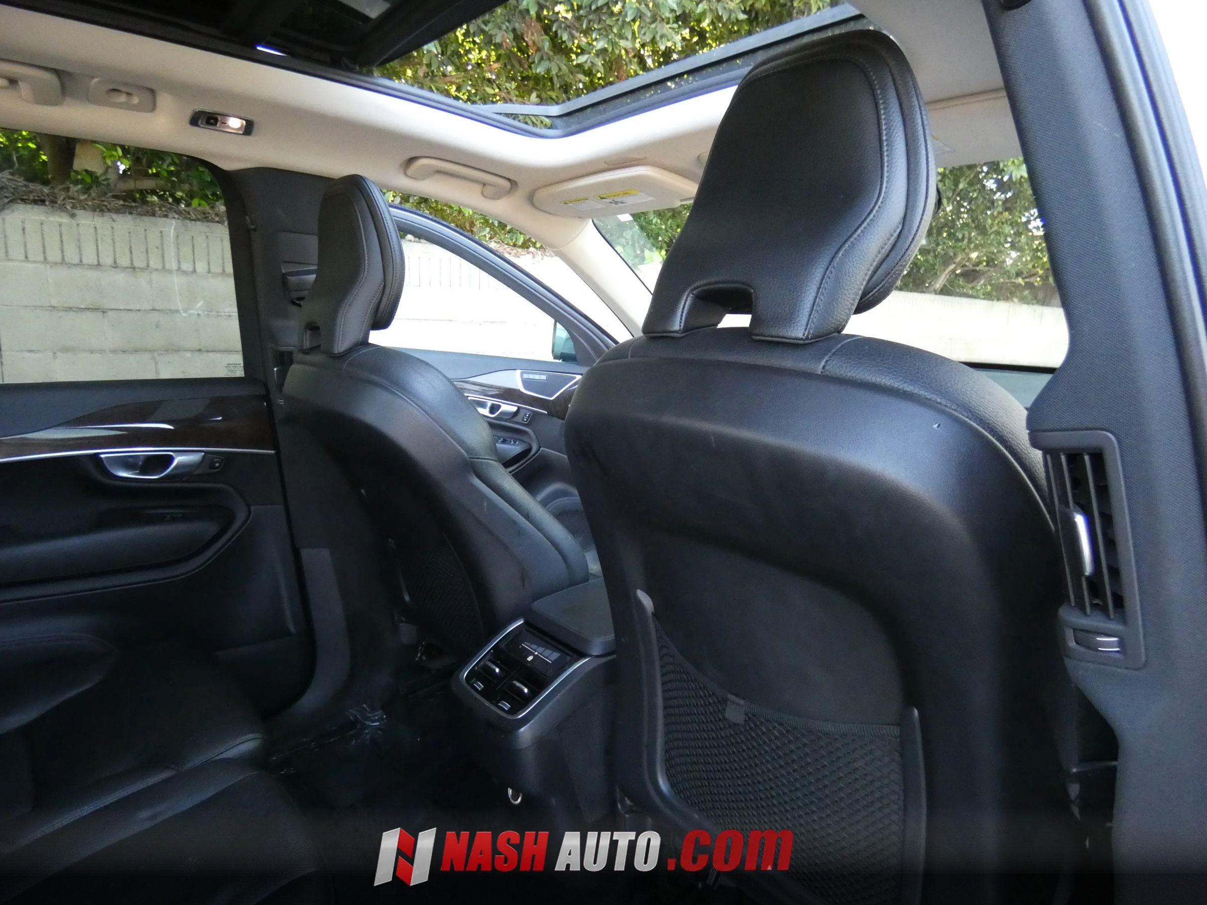 Used 2019 Volvo XC90 T6 Momentum w/ Advanced Package AWD/4WD image 40