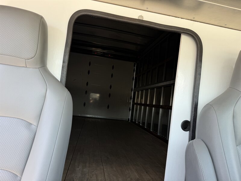 Used 2026 Ford E-450 and Econoline 450 Super Duty w/ Power Equipment Group RWD image 16