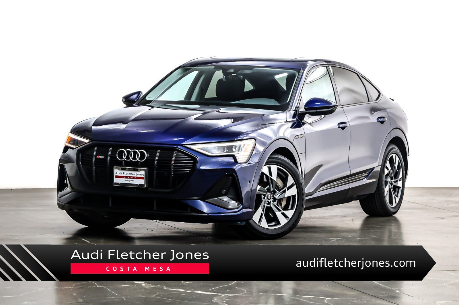 Used 2022 Audi e-tron Premium w/ Convenience Plus Package image 1