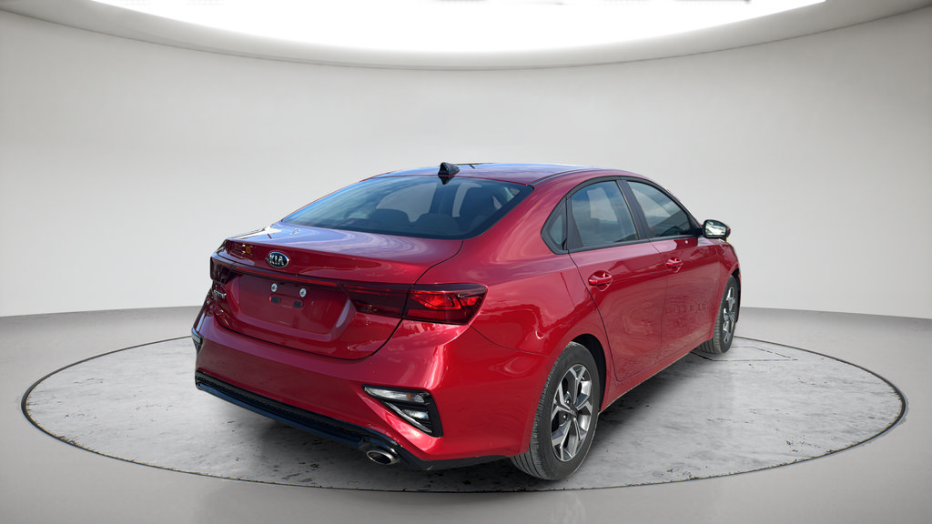 Used 2019 Kia Forte LXS FWD image 4