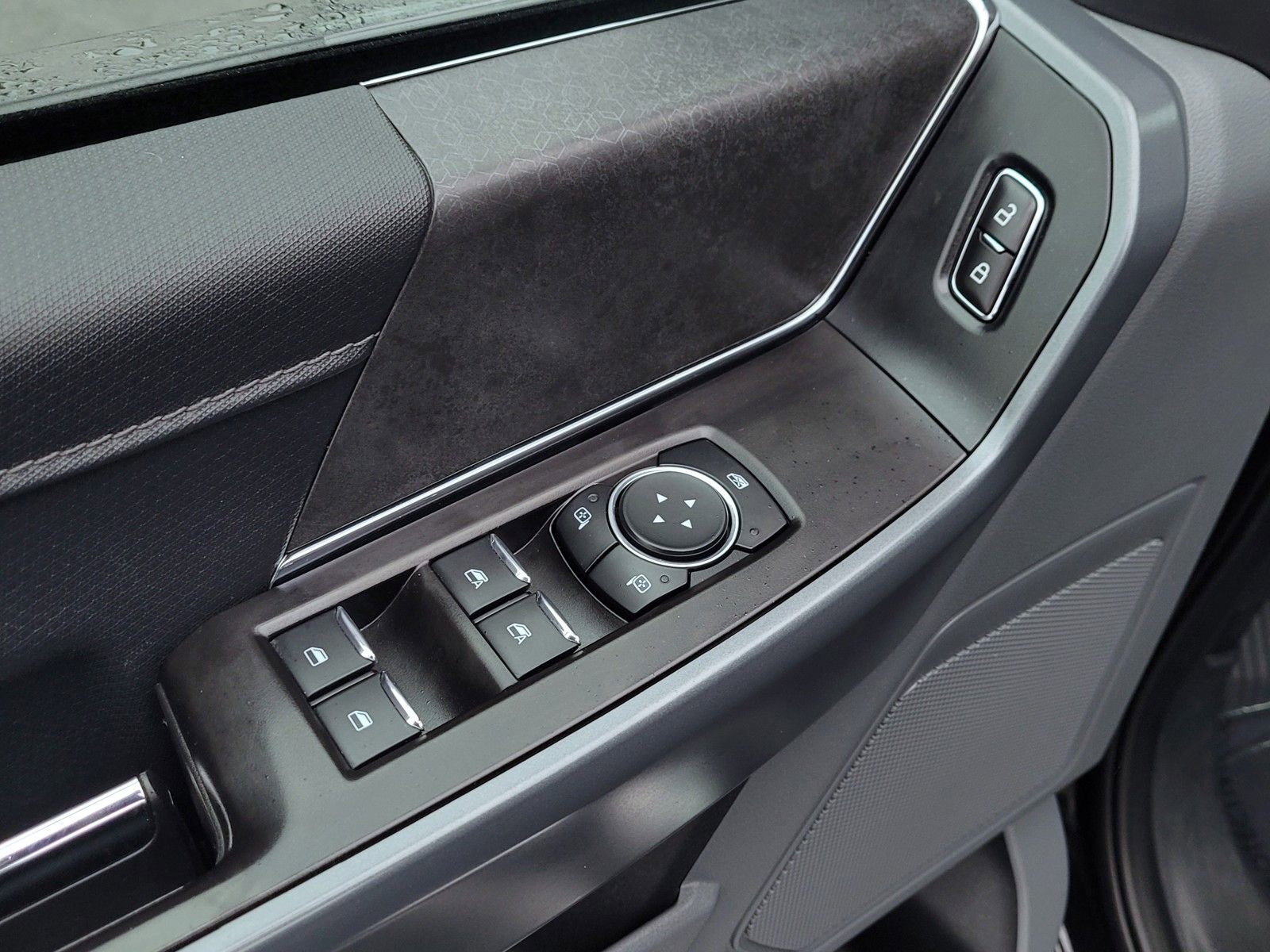 Used 2024 Ford F150 XLT w/ Equipment Group 302A MID image 10