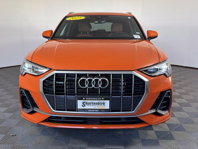 Used 2025 Audi Q3 2.0T Premium AWD/4WD image 3