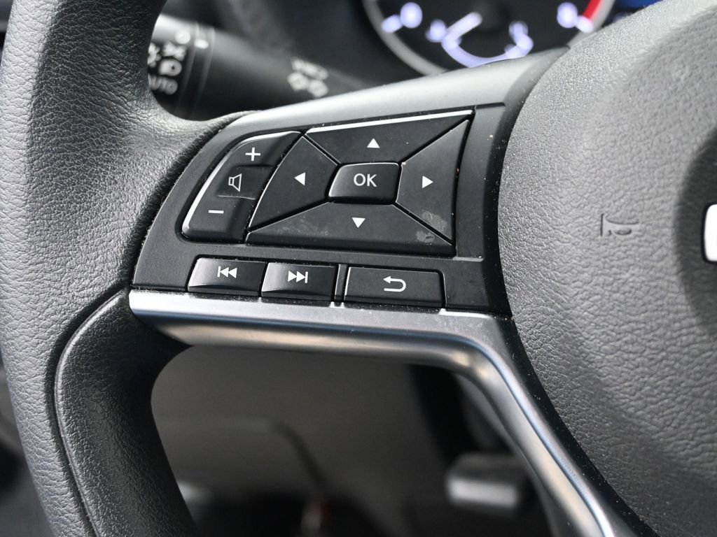 Used 2024 Nissan Sentra SV FWD image 31