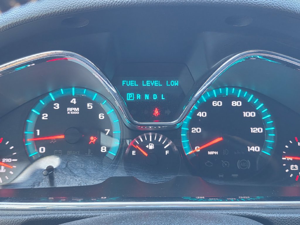 Used 2014 Chevrolet Traverse LT w/ LPO, 'HIT The Road' Package AWD/4WD image 37