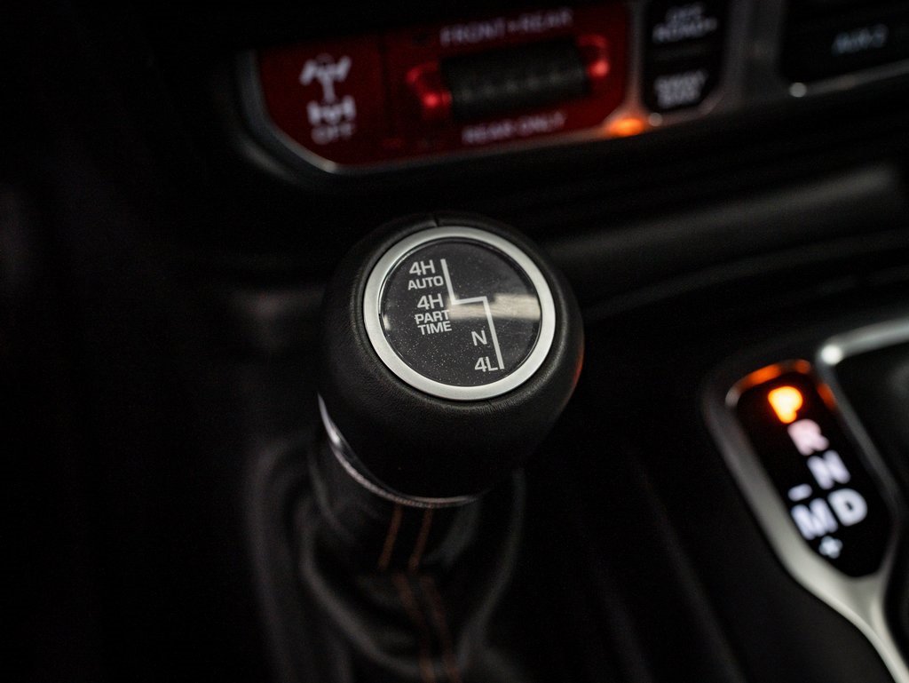 Used 2023 Jeep Wrangler Unlimited Rubicon 392 image 33