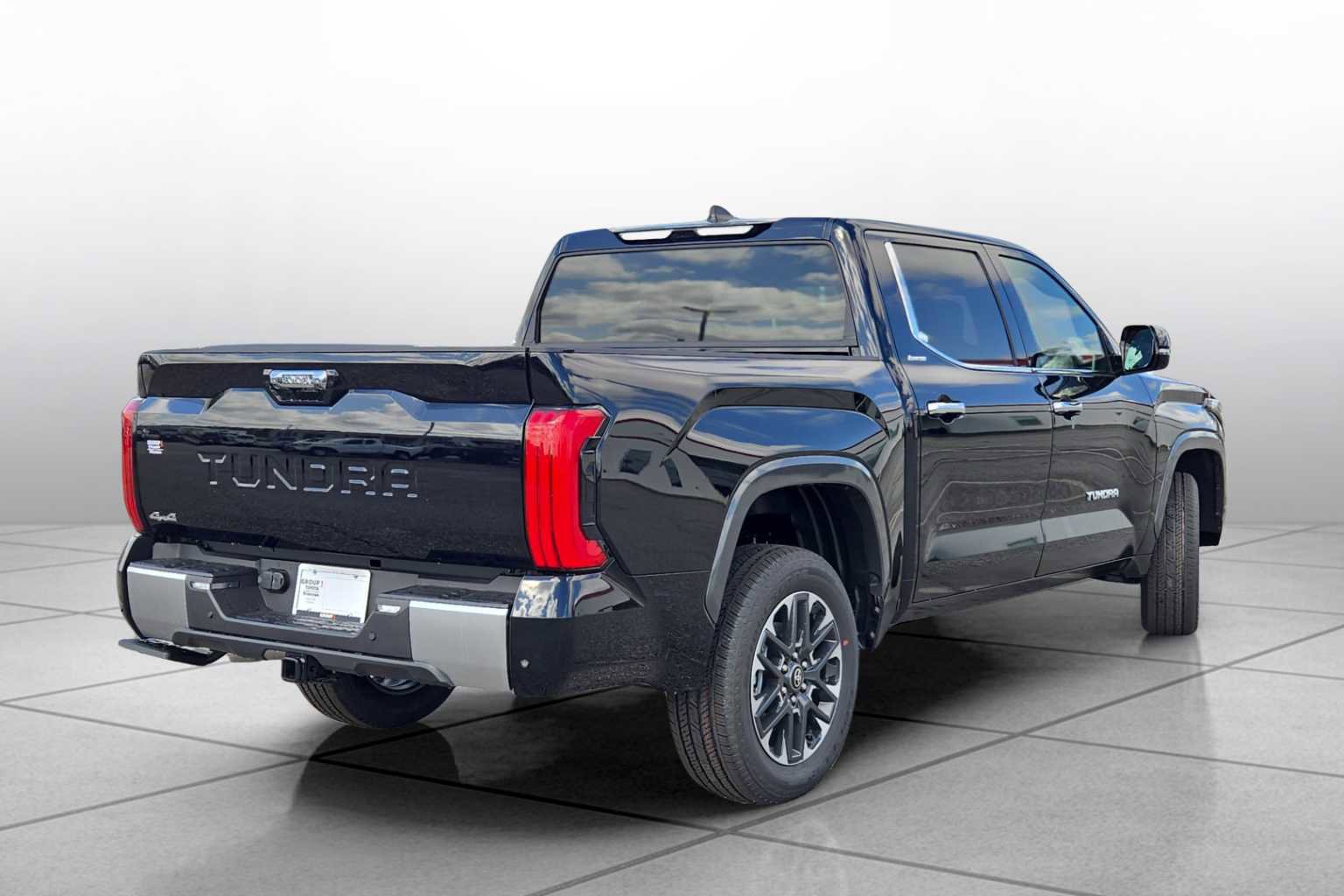 New 2026 Toyota Tundra Limited AWD/4WD image 17