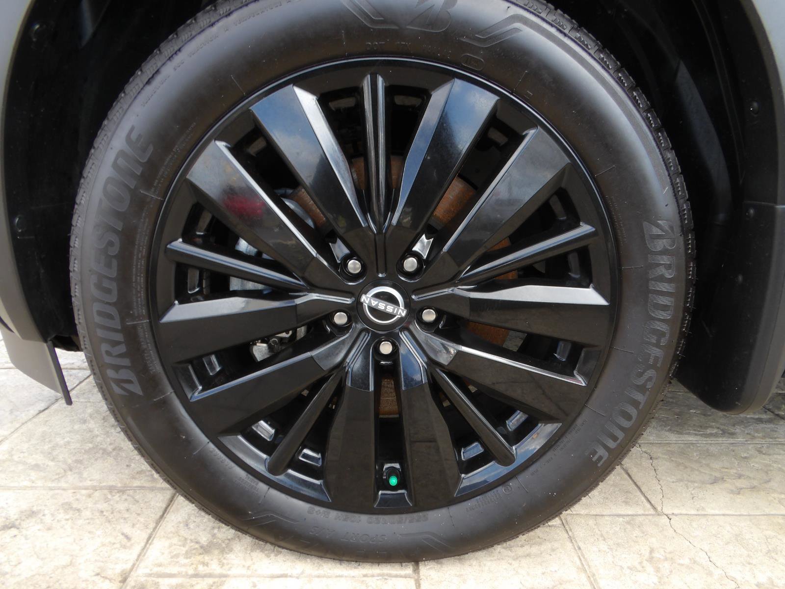 Certified 2025 Nissan Pathfinder Platinum w/ Cargo Package image 14