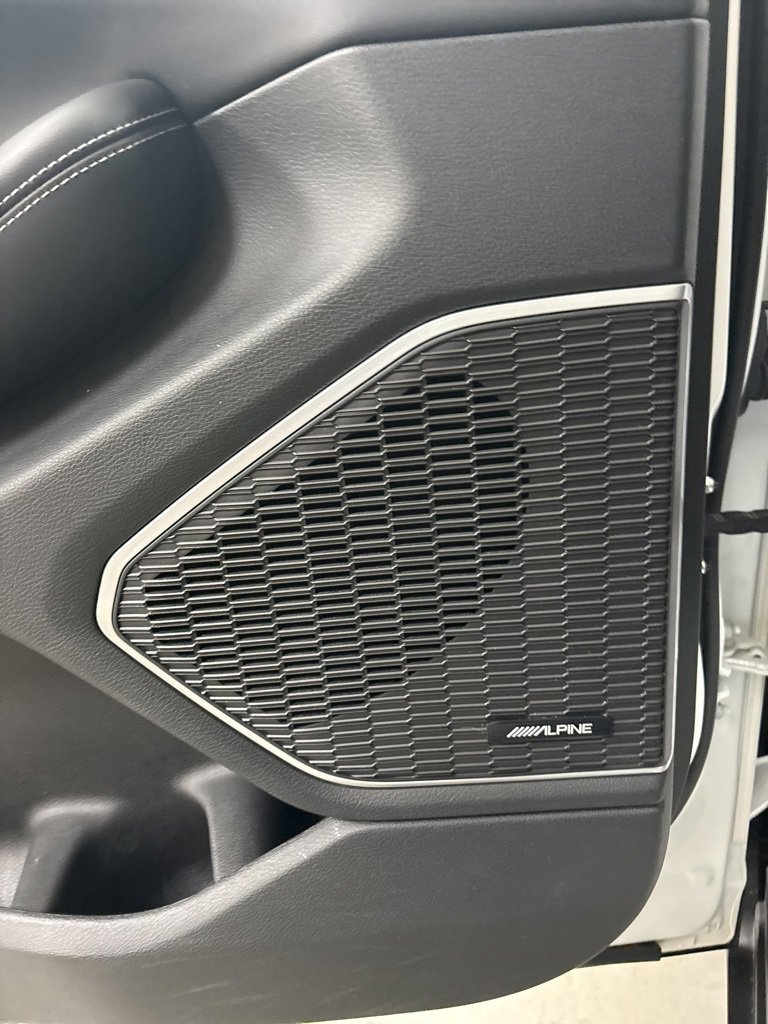 Used 2022 Jeep Grand Cherokee L Limited image 21