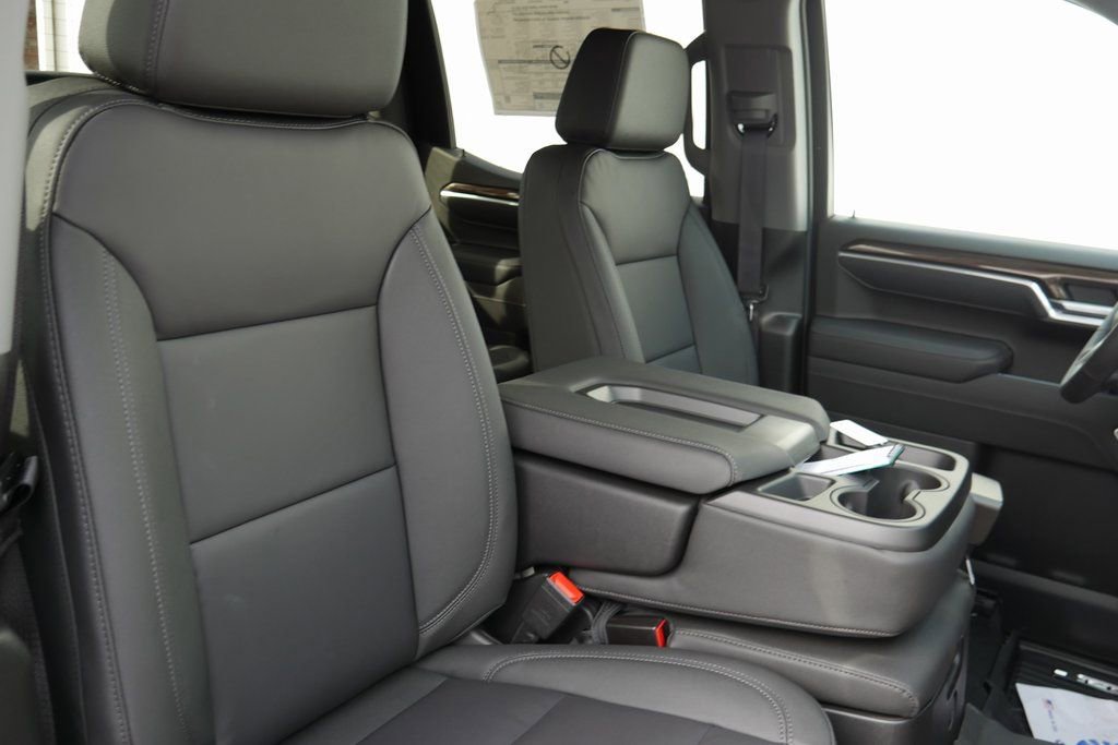 New 2026 Chevrolet Silverado 1500 LT w/ Z71 Off-Road Package image 23