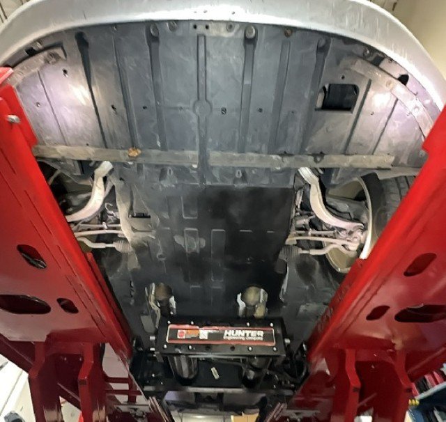 Used 2011 Jaguar XJ RWD image 26