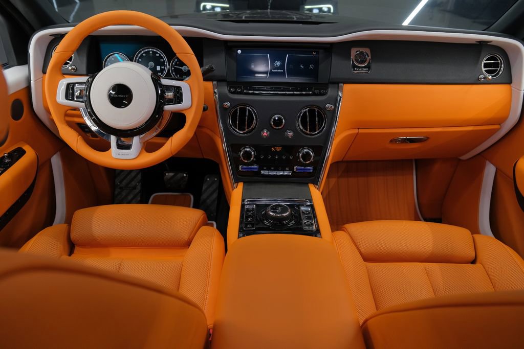 Used 2024 Rolls-Royce Cullinan image 69